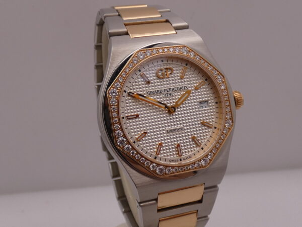Girard Perregaux Laureato 34 Diamonds Bezel 0.82ct Acciaio & Oro Rosa 18Kt With PAPERS YEAR 2017 TOP CONDITION 56 Factory Diamonds FOR Ladies Ref. 80189D56A132-56A
