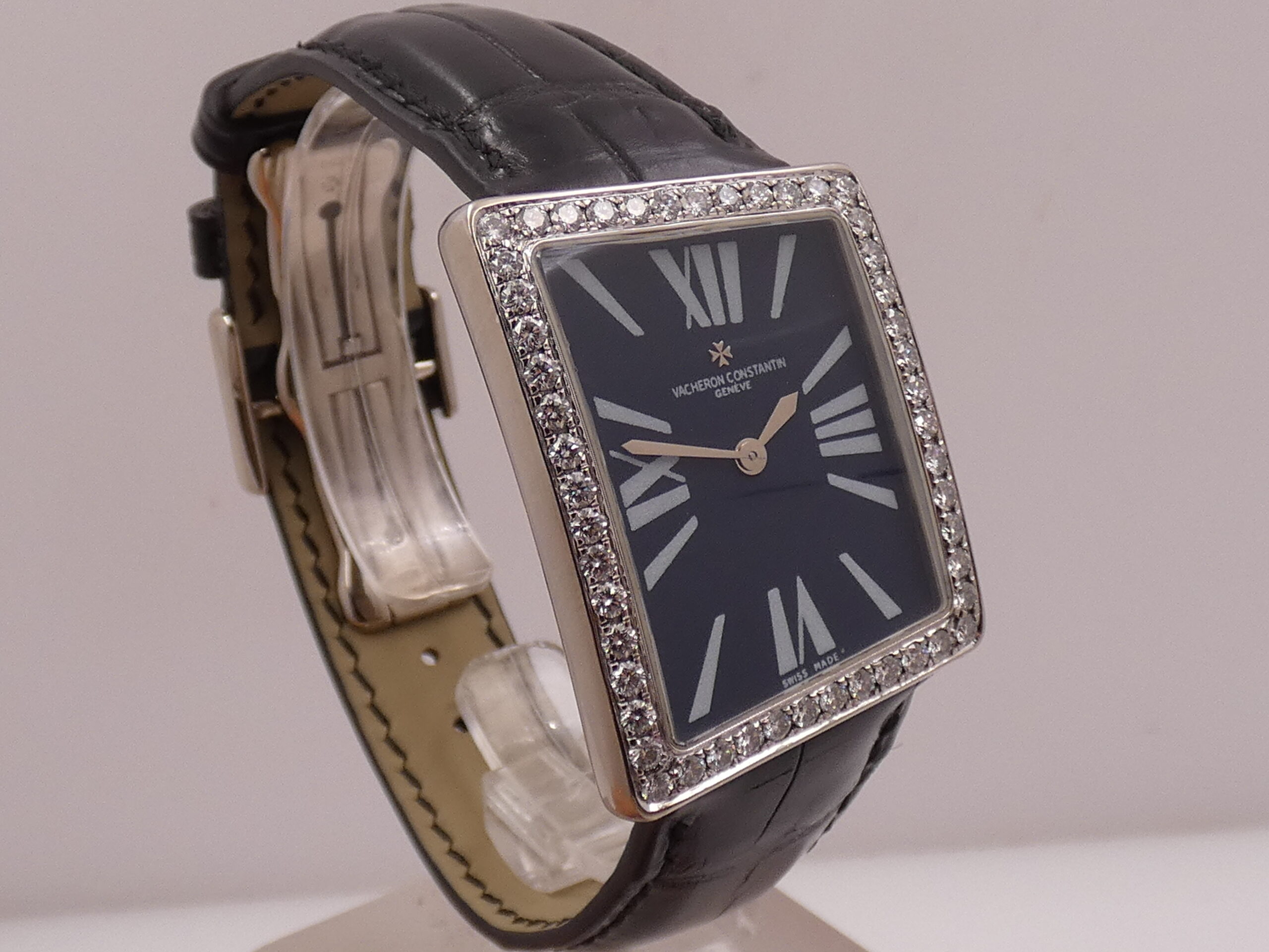 Vacheron Constantin 1972 MCMLXXII Asymmetric Diamonds Bezel Oro Bianco 18Kt Blue Dial TOP CONDITION 37010/000G Manuale FULL SET - immagine 11