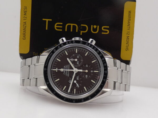 Cronografo Omega Speedmaster Professional Moonwatch CHOCOLATE BOX PAPERS & TAG PRICE Anno 2011 Manuale Acciaio BRACCIALATO