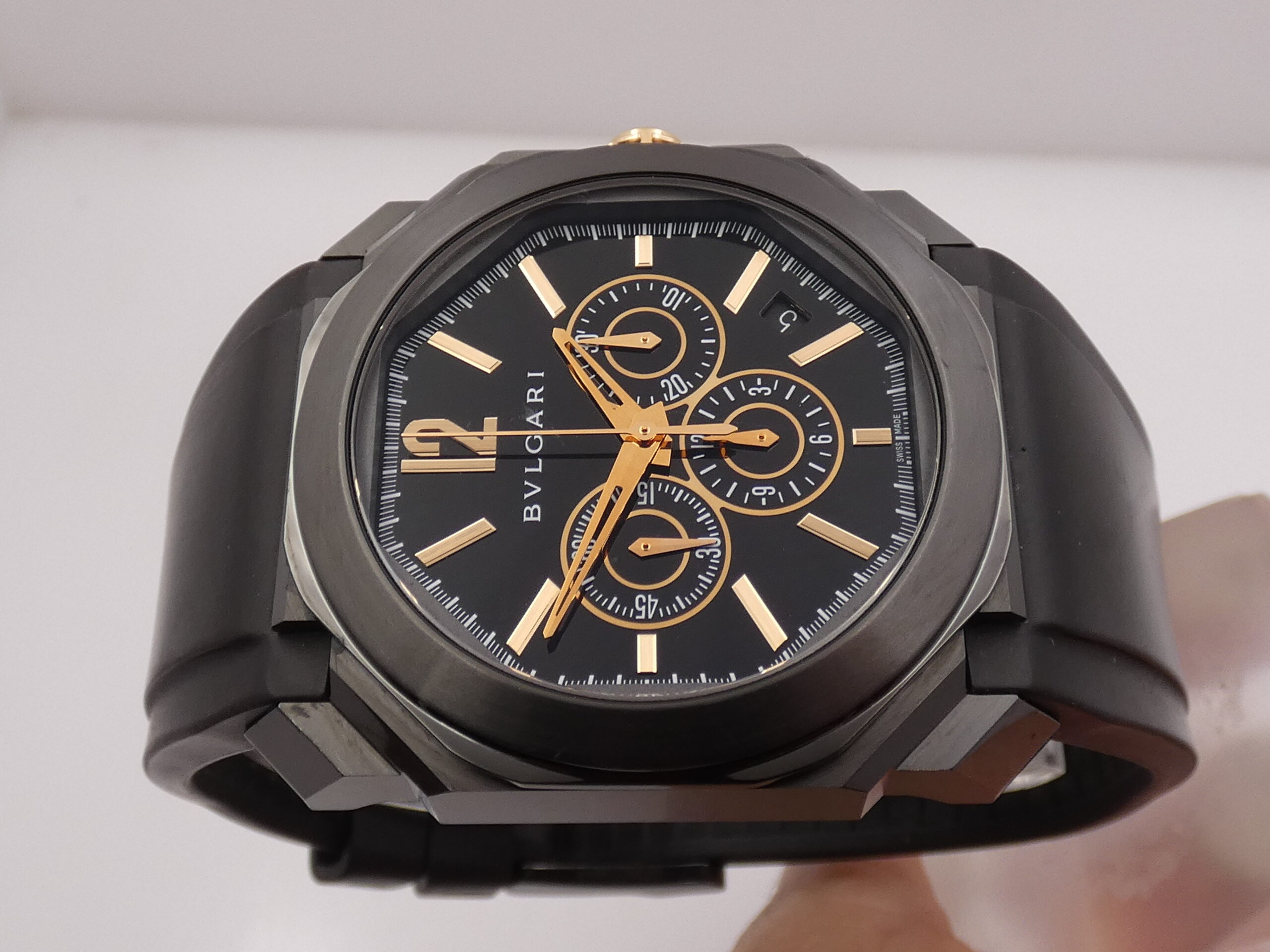 Cronografo Bulgari Octo Velocissimo Ultranero BOX&PAPERS TOP CONDITION Automatico Anno 2018 Acciaio& DLC Nero Calibro El Primero Ref. 102630