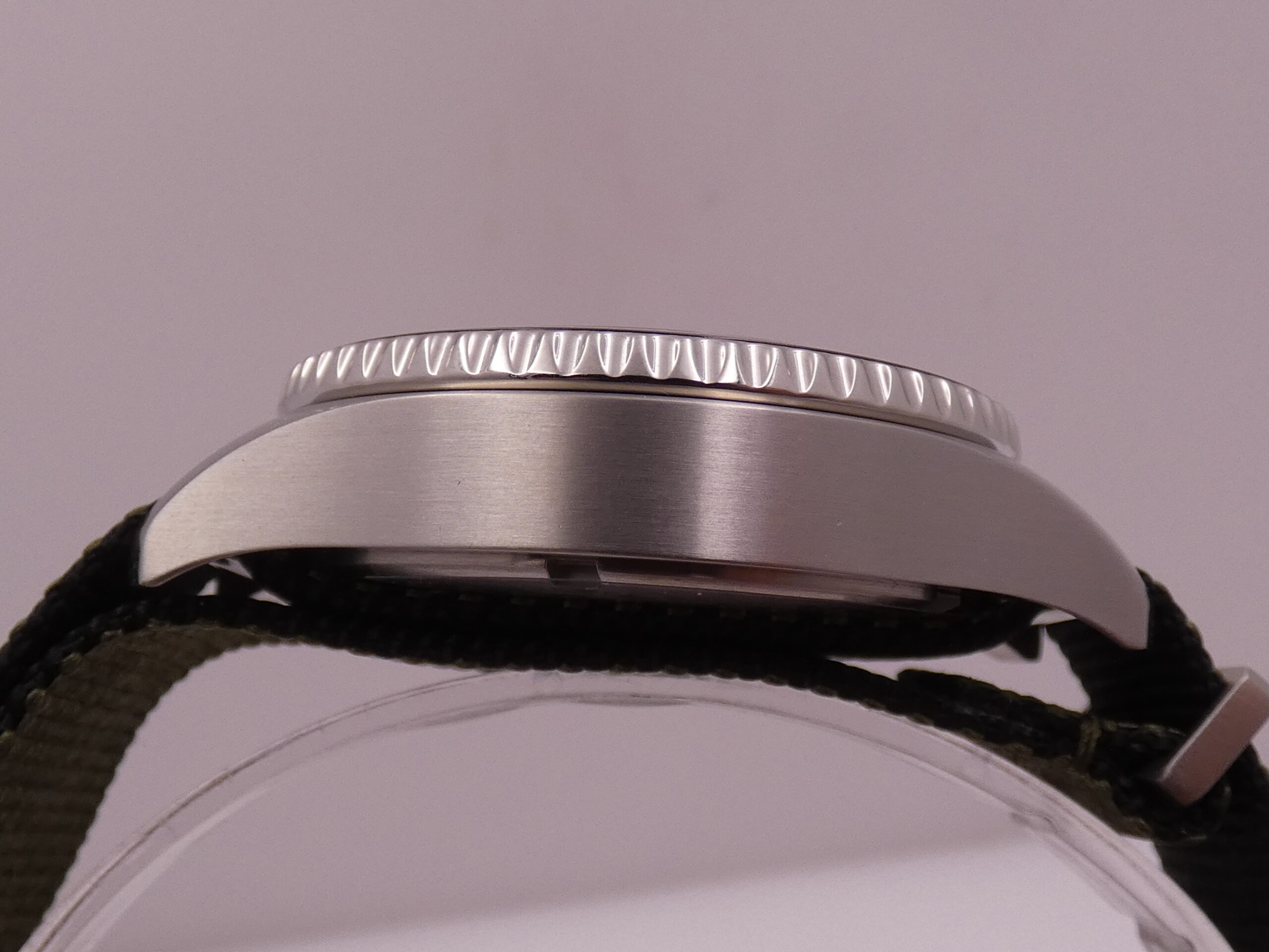 Hamilton Khaki Navy Scuba Green NEW BOX&PAPERS Automatico Mai Indossato Acciaio H82375961 - immagine 15