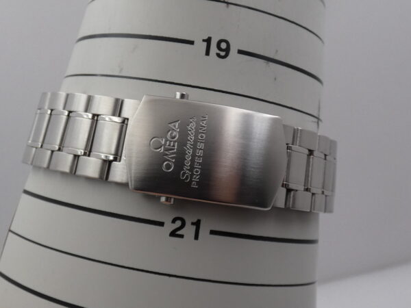 Cronografo Omega Speedmaster Professional Moonwatch CHOCOLATE BOX PAPERS & TAG PRICE Anno 2011 Manuale Acciaio BRACCIALATO