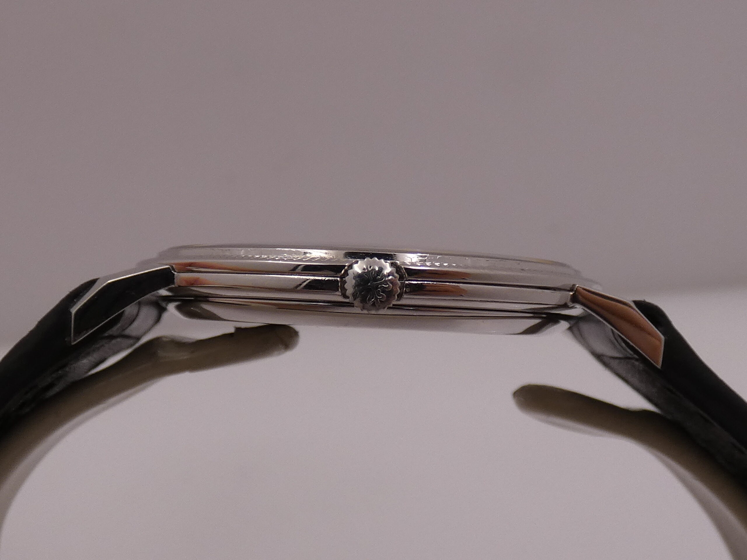 Patek Philippe Calatrava Ultra Thin 3590 Automatic SIGMA Blue Dial 18Kt White Gold MINT CONDITION 21Kt Gold Rotor Clous de Paris Bezel YEARS '70s - immagine 14