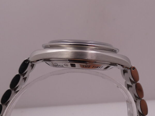 Cronografo Omega Speedmaster Professional Moonwatch CHOCOLATE BOX PAPERS & TAG PRICE Anno 2011 Manuale Acciaio BRACCIALATO