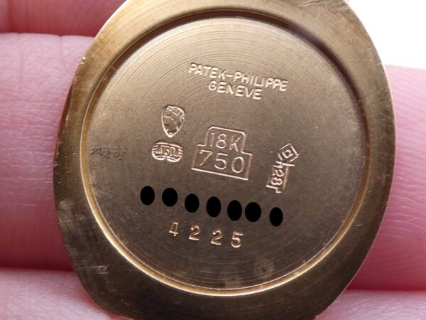 Patek Philippe Golden Ellipse Lady 4225 Oro Massiccio 18Kt ANNO 1975 Manuale Vintage