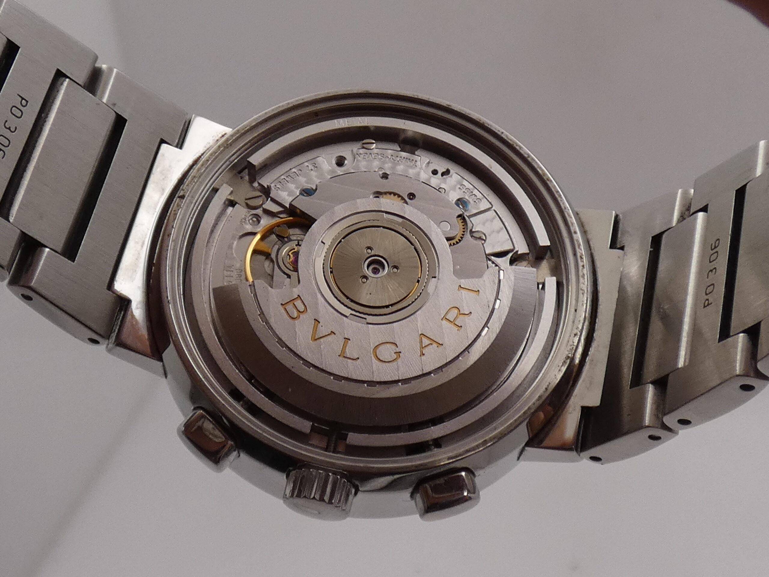 Cronografo Bulgari Bulgari BB 38 SS CH Honeycomb Dial Automatico Braccialato Acciaio ANNI 2000 - immagine 17