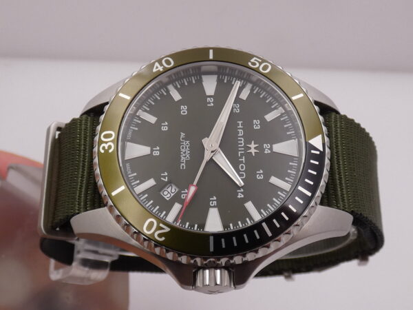 Hamilton Khaki Navy Scuba Green NEW BOX&PAPERS Automatico Mai Indossato Acciaio H82375961