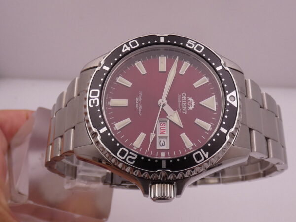 Orient Kamasu Mako III RED Automatic Day-Date BOX&PAPERS Febbraio 2025 Acciaio Ref. RA-AA0003R