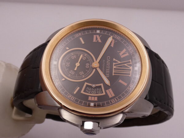 Cartier Calibre de Cartier 3389 Lunetta Oro Rosa 18 Kt BRONZE DIAL Automatico Acciaio W7100051