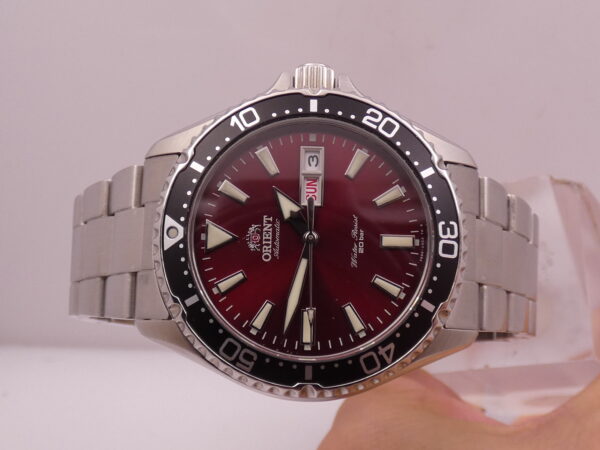 Orient Kamasu Mako III RED Automatic Day-Date BOX&PAPERS Febbraio 2025 Acciaio Ref. RA-AA0003R
