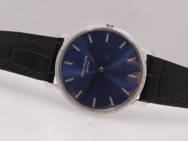 Patek Philippe Calatrava Ultra Thin 3590 Automatic SIGMA Blue Dial 18Kt White Gold MINT CONDITION 21Kt Gold Rotor Clous de Paris Bezel YEARS '70s