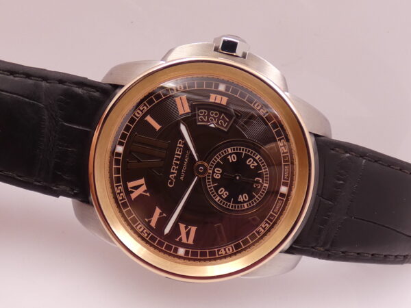 Cartier Calibre de Cartier 3389 Lunetta Oro Rosa 18 Kt BRONZE DIAL Automatico Acciaio W7100051