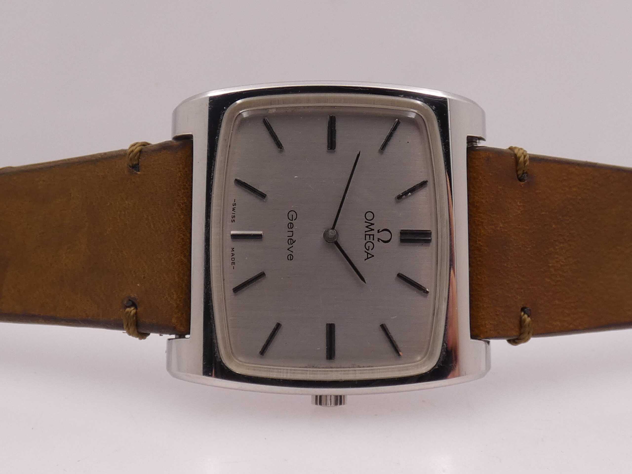 Omega Genève De Cuerda TV Case Oversize 111.0109 Carica Manuale ANNO 1973 Acciaio Vintage Watch - immagine 6