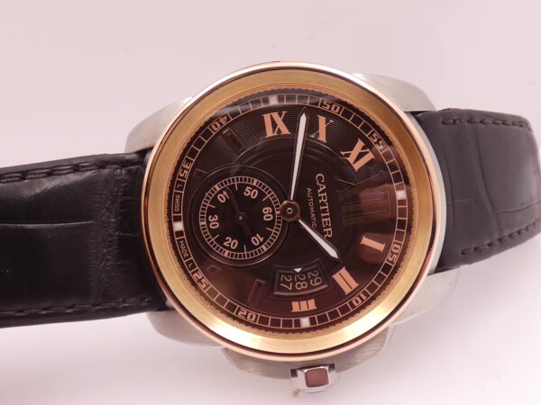 Cartier Calibre de Cartier 3389 Lunetta Oro Rosa 18 Kt BRONZE DIAL Automatico Acciaio W7100051