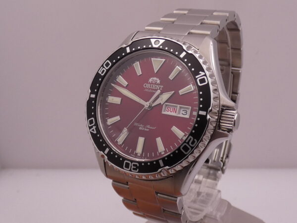 Orient Kamasu Mako III RED Automatic Day-Date BOX&PAPERS Febbraio 2025 Acciaio Ref. RA-AA0003R