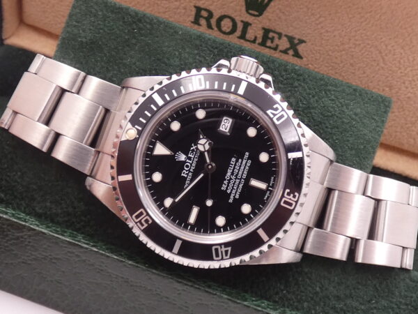 Rolex Sea-Dweller 4000 Triple Six 16660 ANNO 1986 Automatico Braccialato Acciaio