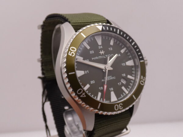 Hamilton Khaki Navy Scuba Green NEW BOX&PAPERS Automatico Mai Indossato Acciaio H82375961