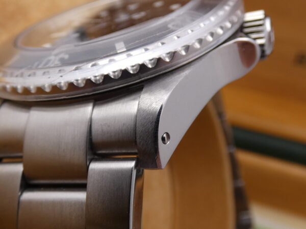 Rolex Sea-Dweller 4000 16600 BOX PAPERS & TAG PRICE Anno 2002 MAI LUCIDATO Automatico Acciaio SERVICED IN ROLEX Settembre 2020