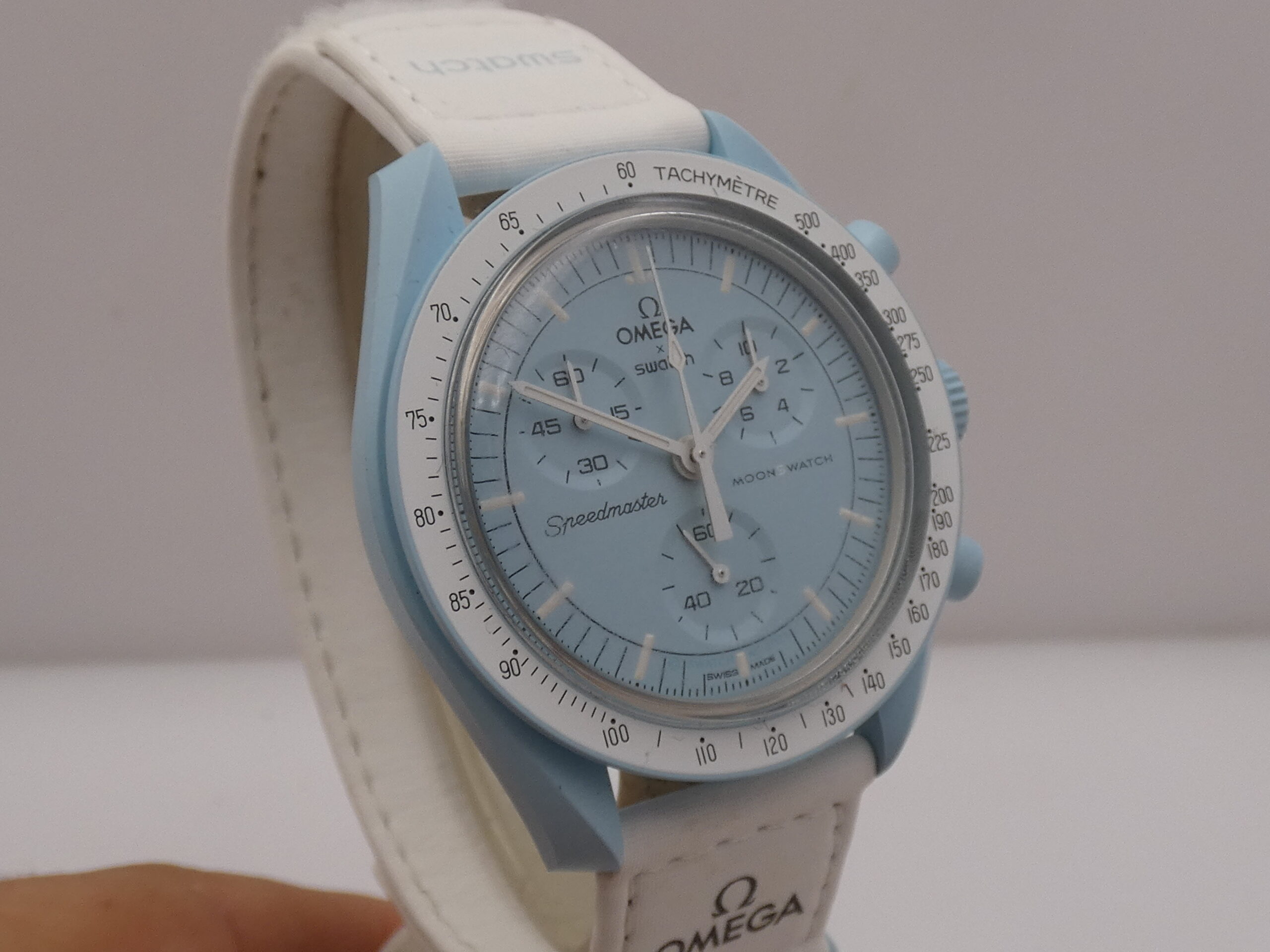 Cronografo Swatch Moonswatch x Omega "Mission To Uranus" WITH BOX Bioceramic Case Ref. SO33L100 Edizione Speciale - immagine 11