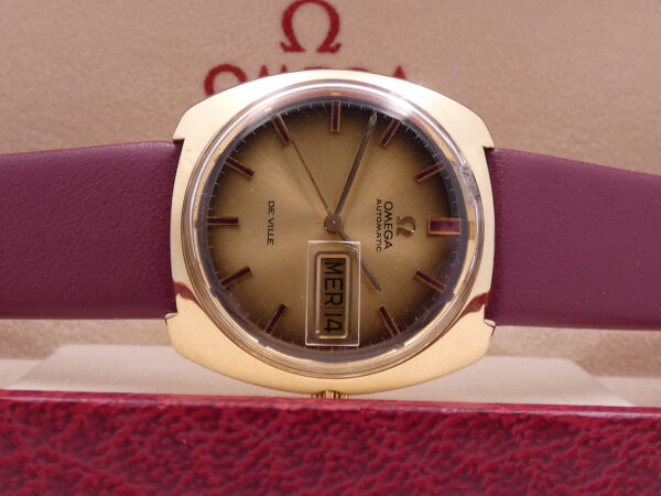 Rarissimo Omega De Ville 166.053 O.M. Dial Borgogna Index Automatico Oro Massiccio 18Kt ANNO 1970