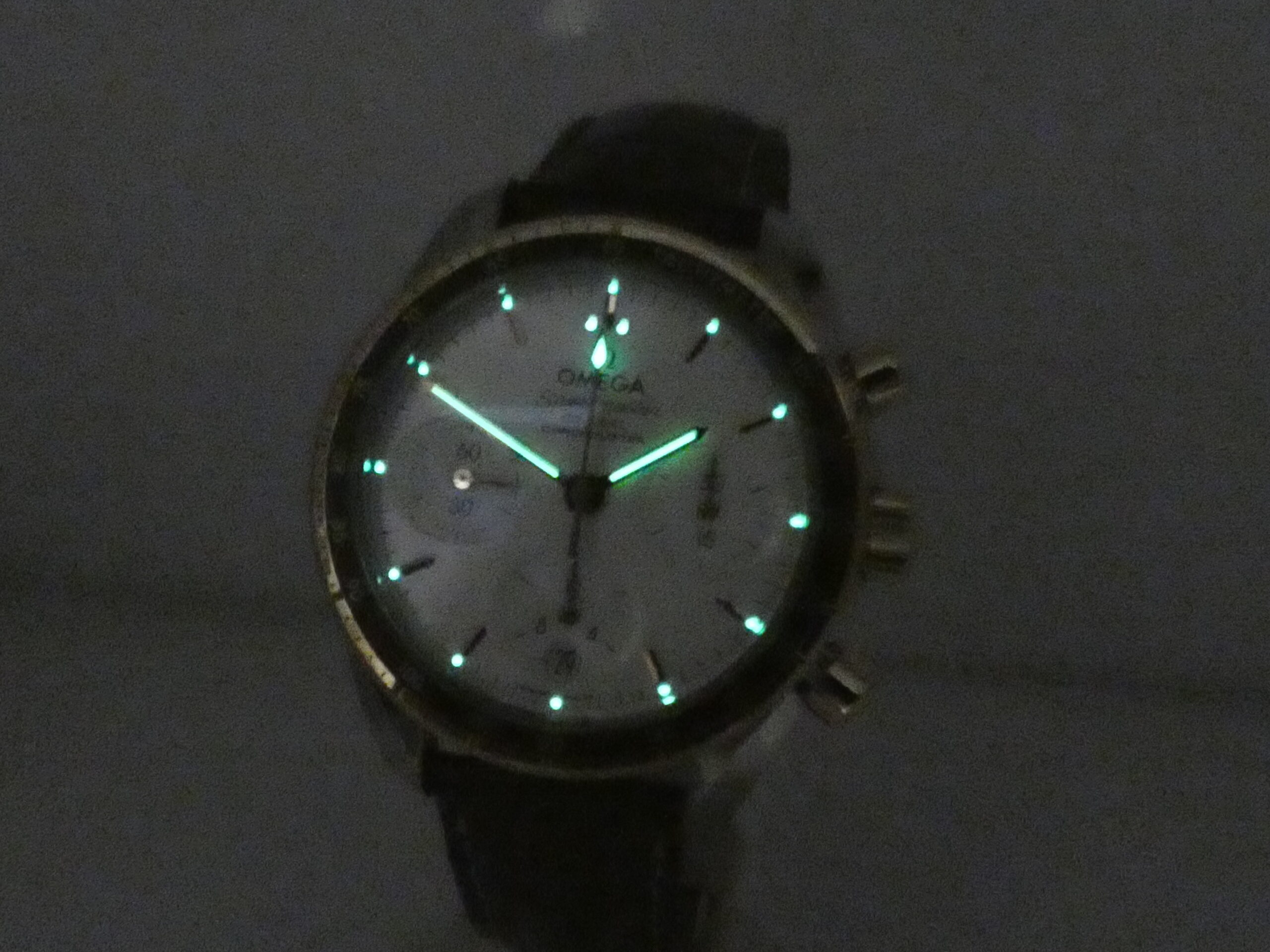 Cronografo Omega Speedmaster Co-Axial Lunetta Oro 18Kt BOX&PAPERS TOP CONDITION Anno 2022 Automatico 324.23.38.50.02.001 - immagine 11