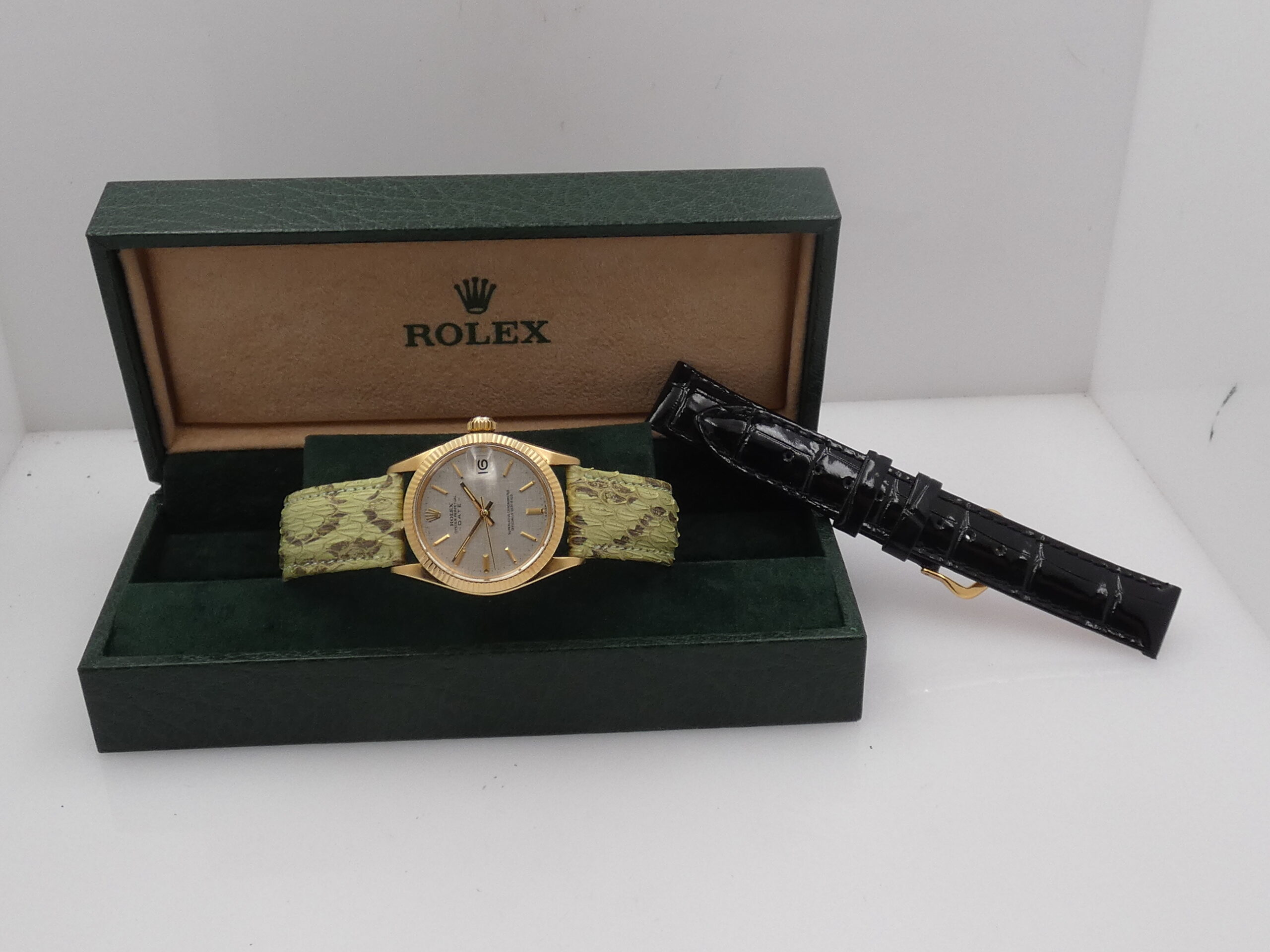 Rolex Oyster Perpetual Date 31 Mid-Size 6827 TOP CONDITION Oro Massiccio 18Kt LINEN DIAL Anno 1972 Automatico Vintage - immagine 12