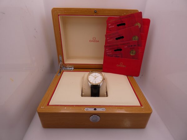 Omega Globemaster Constellation Cronometro Co-Axial GHIERA ORO 18Kt BOX&PAPERS Anno 2016 PIE PAN DIAL Automatico Acciaio 130.23.39.21.02.001