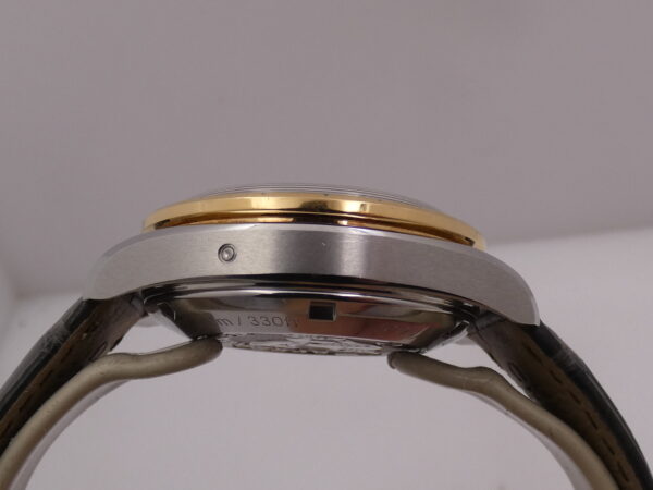 Cronografo Omega Speedmaster Co-Axial Lunetta Oro 18Kt BOX&PAPERS TOP CONDITION Anno 2022 Automatico 324.23.38.50.02.001