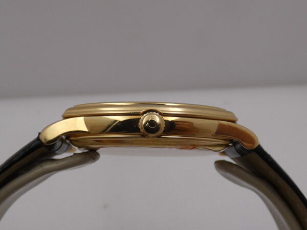 Omega De Ville Prestige Ultra Raro Jumping Hour 4653.31.00 Oro 18Kt BOX&PAPERS TOP CONDITION Anno 2002 Automatico