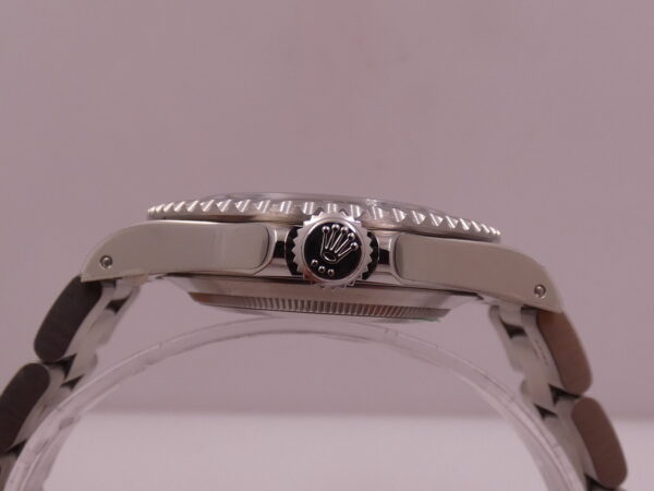 Rolex Submariner No Date 14060M NEW OLD STOCK RRR Random COSC Four Liner FULL SETT ITALIA 2014 FULL STICKERED Automatico Acciaio