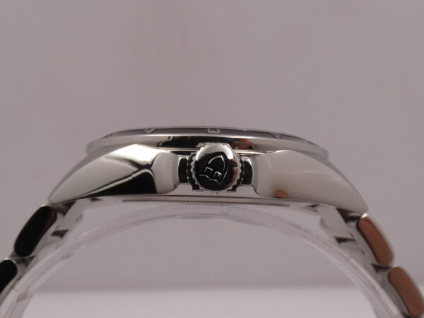 Tudor Grantour Date 20500N NEW OLD STOCK With BOX Automatico Mai indossato Braccialato