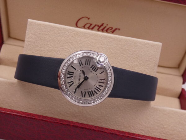 Cartier Ballon Blanc Baron Lady BOX&PAPERS Factory Diamond Bezel ANNO 2021 Acciaio W4BL0002