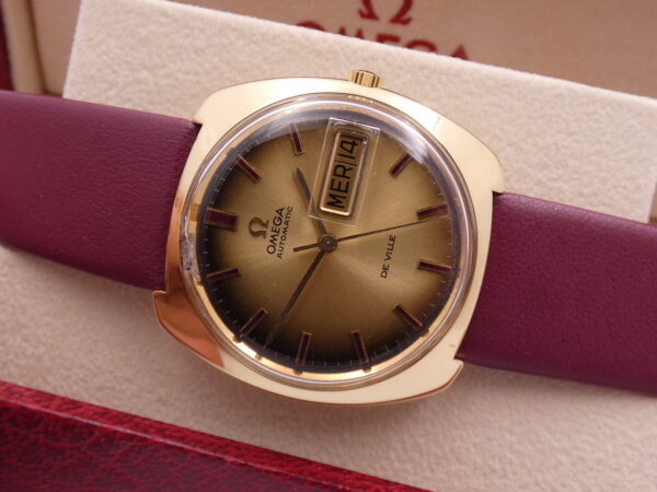 Rarissimo Omega De Ville 166.053 O.M. Dial Borgogna Index Automatico Oro Massiccio 18Kt ANNO 1970