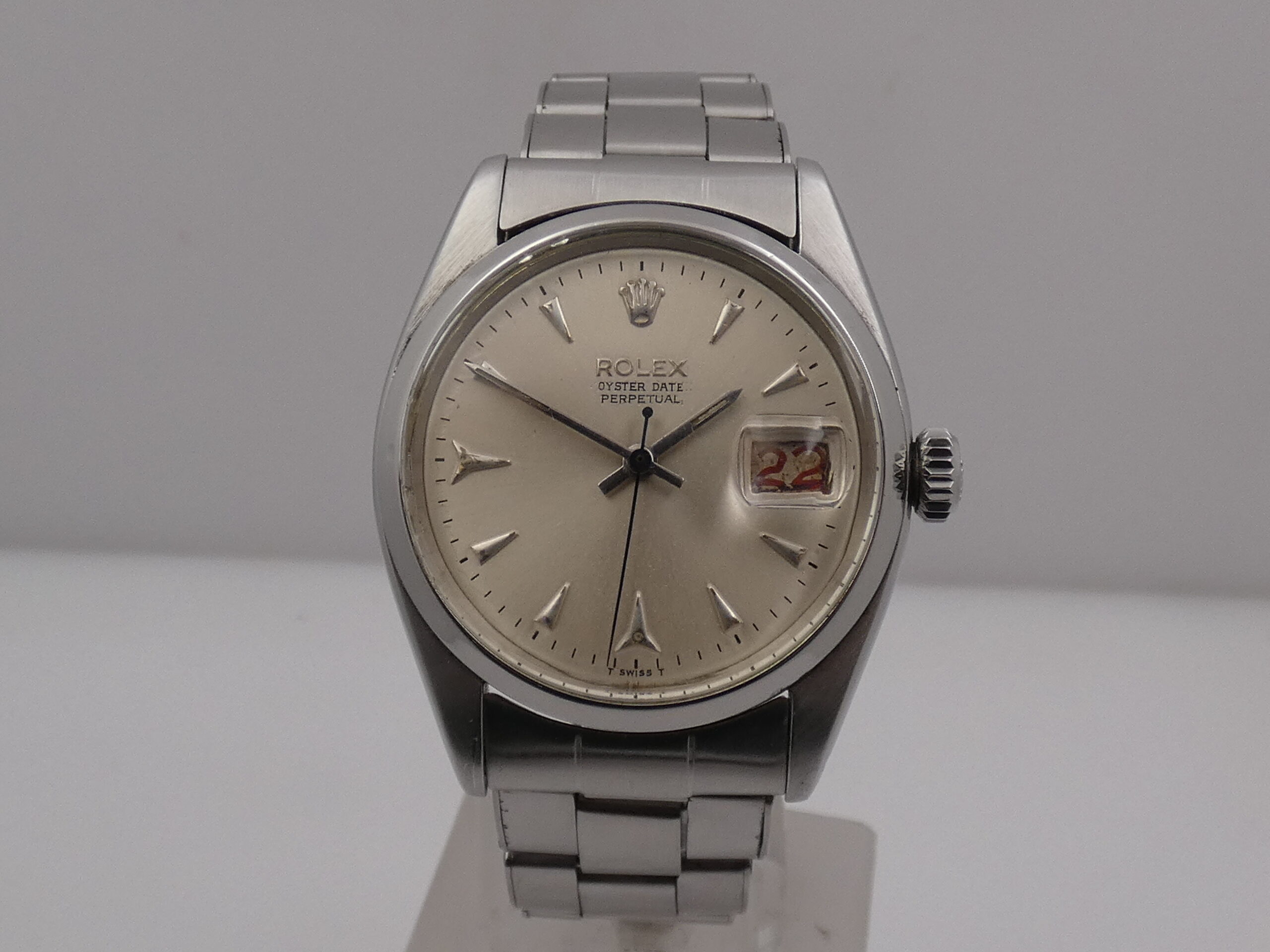 Rolex Oyster Perpetual Date 6530 'Roulette' Shark Tooth Dial Anno 1955 Bracciale Rivettato Automatico Rotore a Farfalla - immagine 7