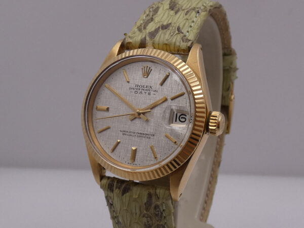 Rolex Oyster Perpetual Date 31 Mid-Size 6827 TOP CONDITION Oro Massiccio 18Kt LINEN DIAL Anno 1972 Automatico Vintage