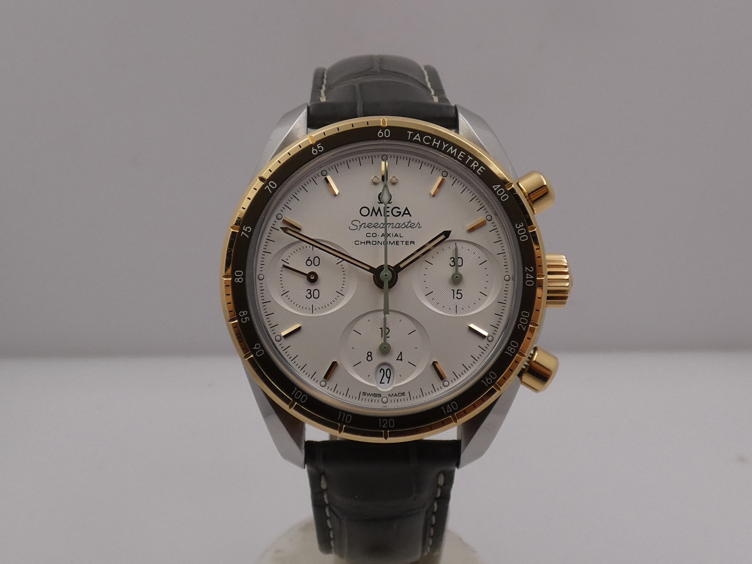 Cronografo Omega Speedmaster Co-Axial Lunetta Oro 18Kt BOX&PAPERS TOP CONDITION Anno 2022 Automatico 324.23.38.50.02.001 - immagine 8