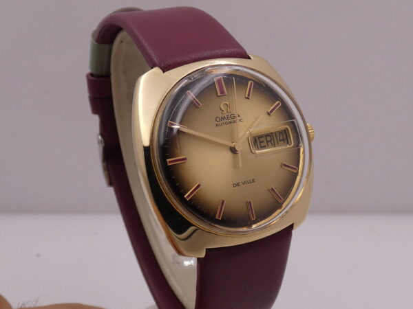 Rarissimo Omega De Ville 166.053 O.M. Dial Borgogna Index Automatico Oro Massiccio 18Kt ANNO 1970