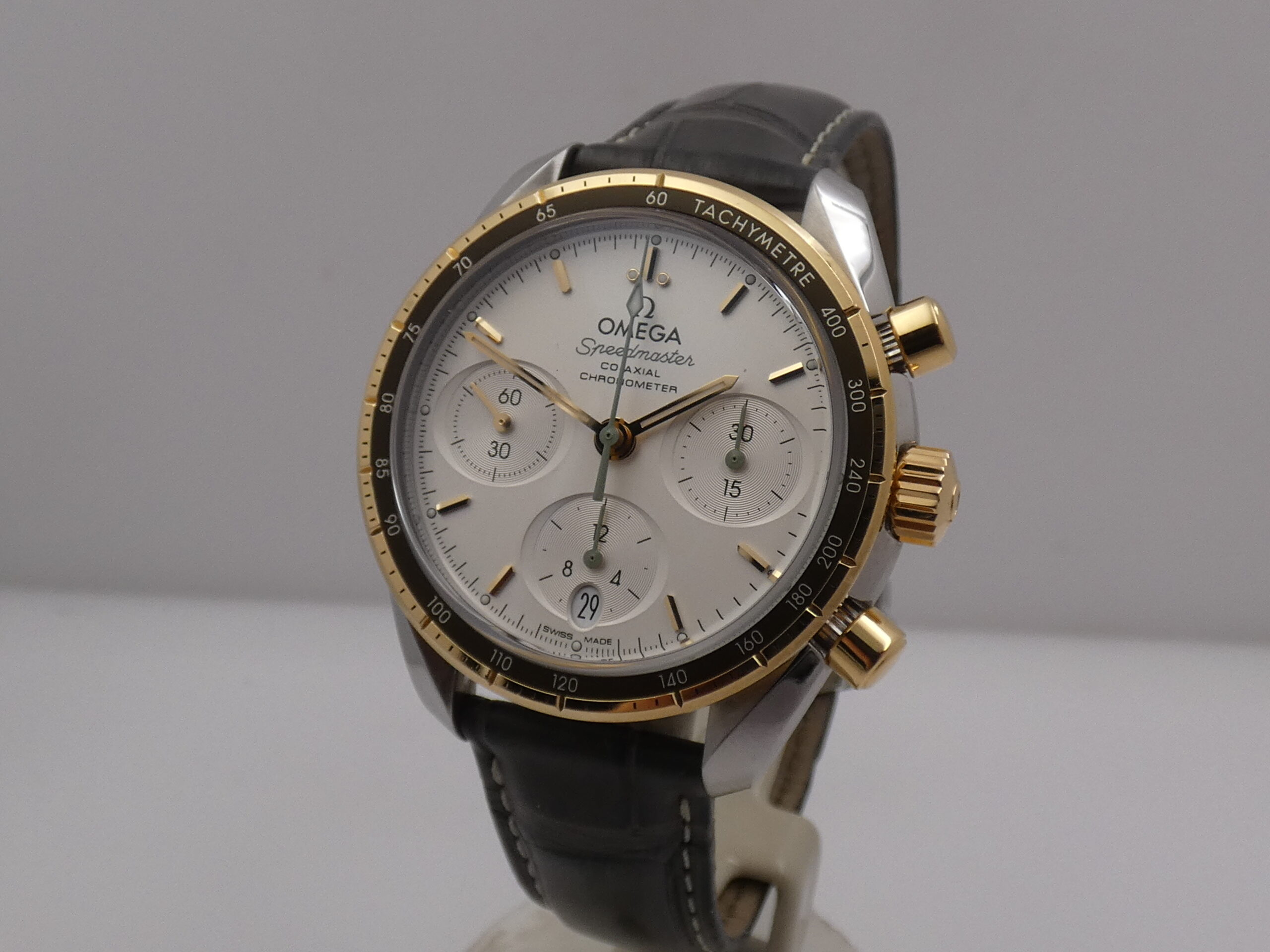 Cronografo Omega Speedmaster Co-Axial Lunetta Oro 18Kt BOX&PAPERS TOP CONDITION Anno 2022 Automatico 324.23.38.50.02.001 - immagine 9