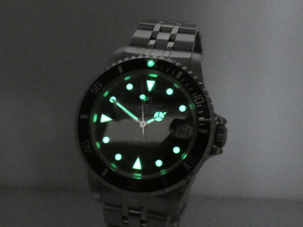 Tudor Submariner 75190 MAI LUCIDATO BOX&PAPERS Anno 2001 Automatico Acciaio Bracciale Jubilee