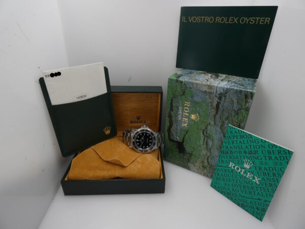 Rolex Submariner (No Date) 14060M BOX&PAPERS Italia Never Polished Anno 2003 TOP CONDITION Automatico Acciaio