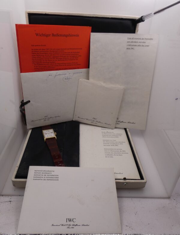 IWC Novecento Calendario Perpetuo Fasi Luna 3545 FULL SET Oro Massiccio 18Kt Anno 1989 Automatico