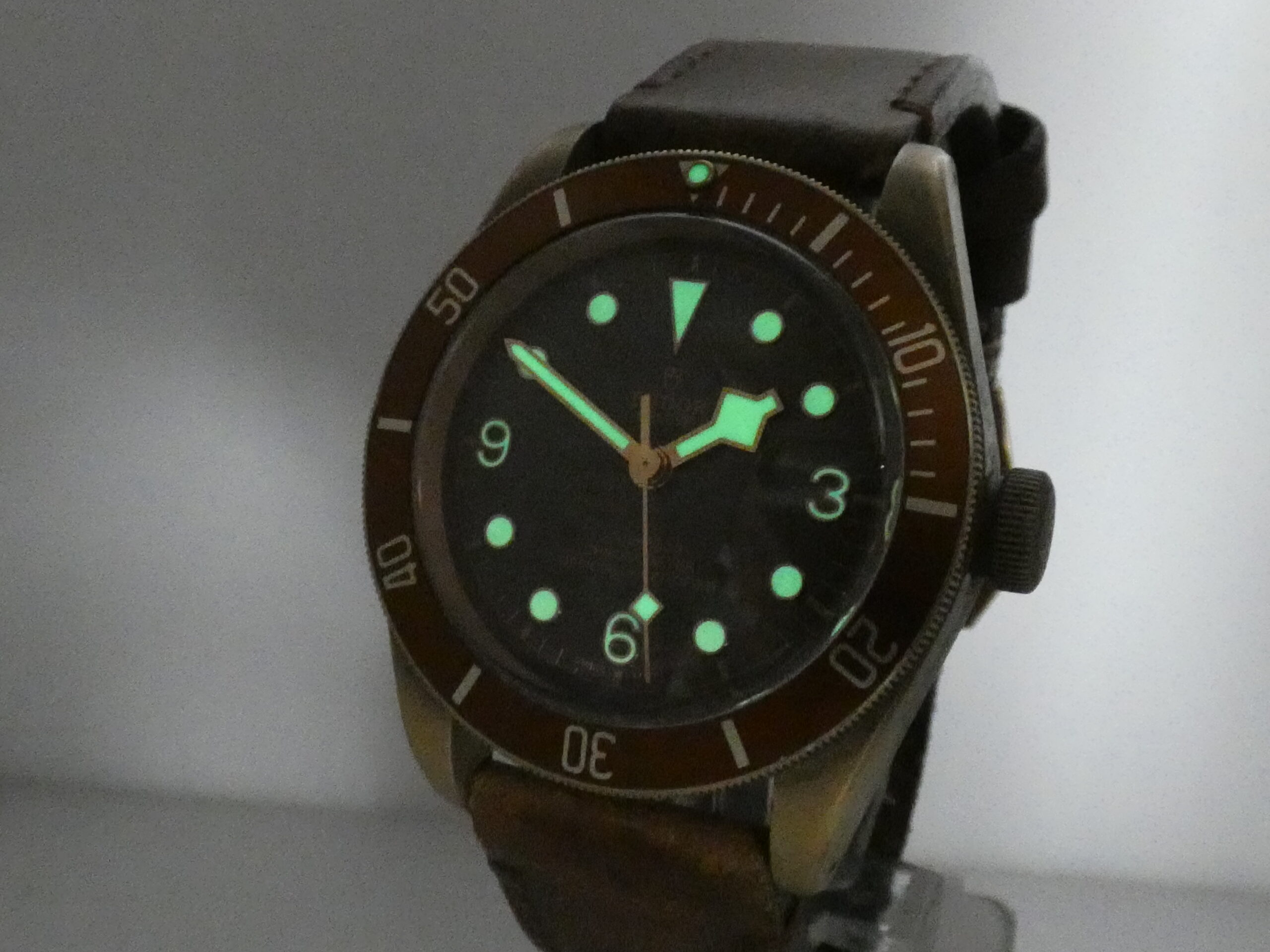 Tudor Heritage Black Bay Bronze 79250BM With BOX Three Straps Automatic Chronometer Brown Dial - immagine 11