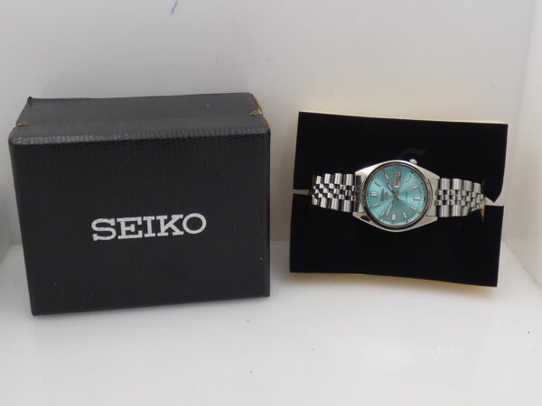 Seiko 5 Sports Day-Date Vintage ICE BLUE DIAL With BOX Anni 70's Automatico Acciaio Jubilee