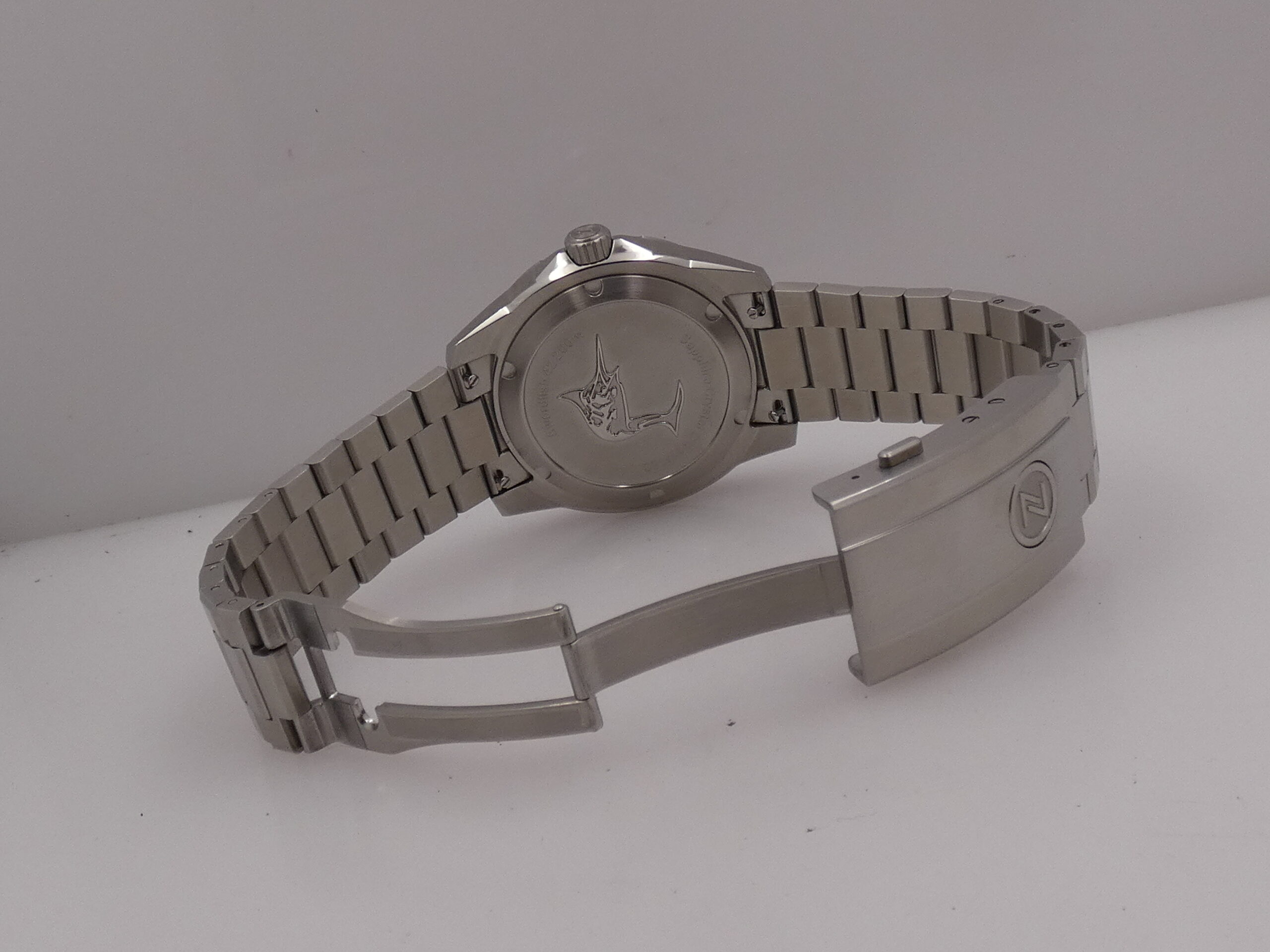 Zelos Swordfish 42 200m LIKE NEW BOX&PAPERS Dicembre 2025 PURPLE DIAL & BEZEL Acciaio Braccialato Limited Edition 150pz al MONDO - immagine 12