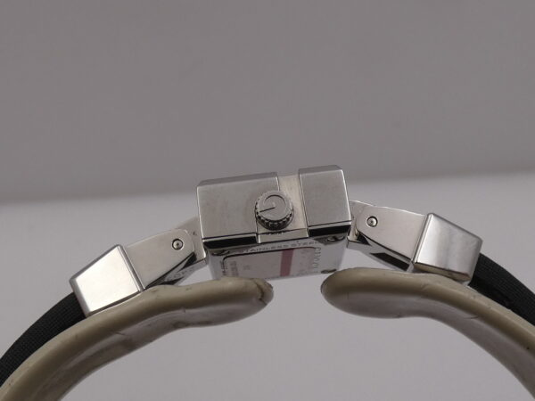 Gucci G Mini Lady 102 N.O.S. Full Pavè Diamonds Dial BOX&PAPERS New Old Stock Stainless Steel