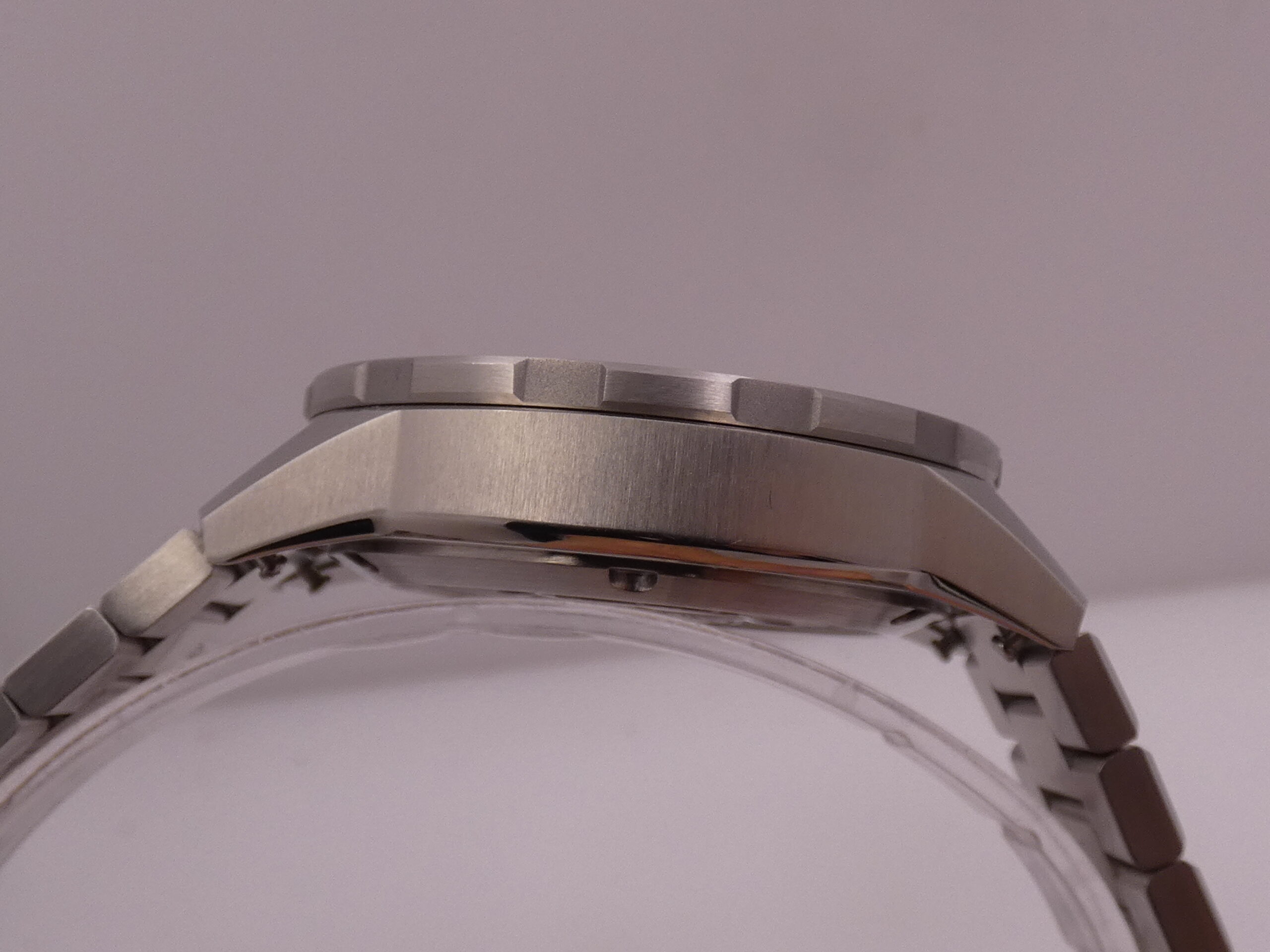 Zelos Swordfish 42 200m LIKE NEW BOX&PAPERS Dicembre 2025 PURPLE DIAL & BEZEL Acciaio Braccialato Limited Edition 150pz al MONDO - immagine 14