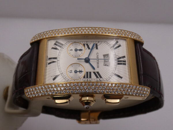 Cronografo Cartier Tank Américaine 2568 Factory Diamonds WITH PAPERS Oro Massiccio 18Kt WB705851