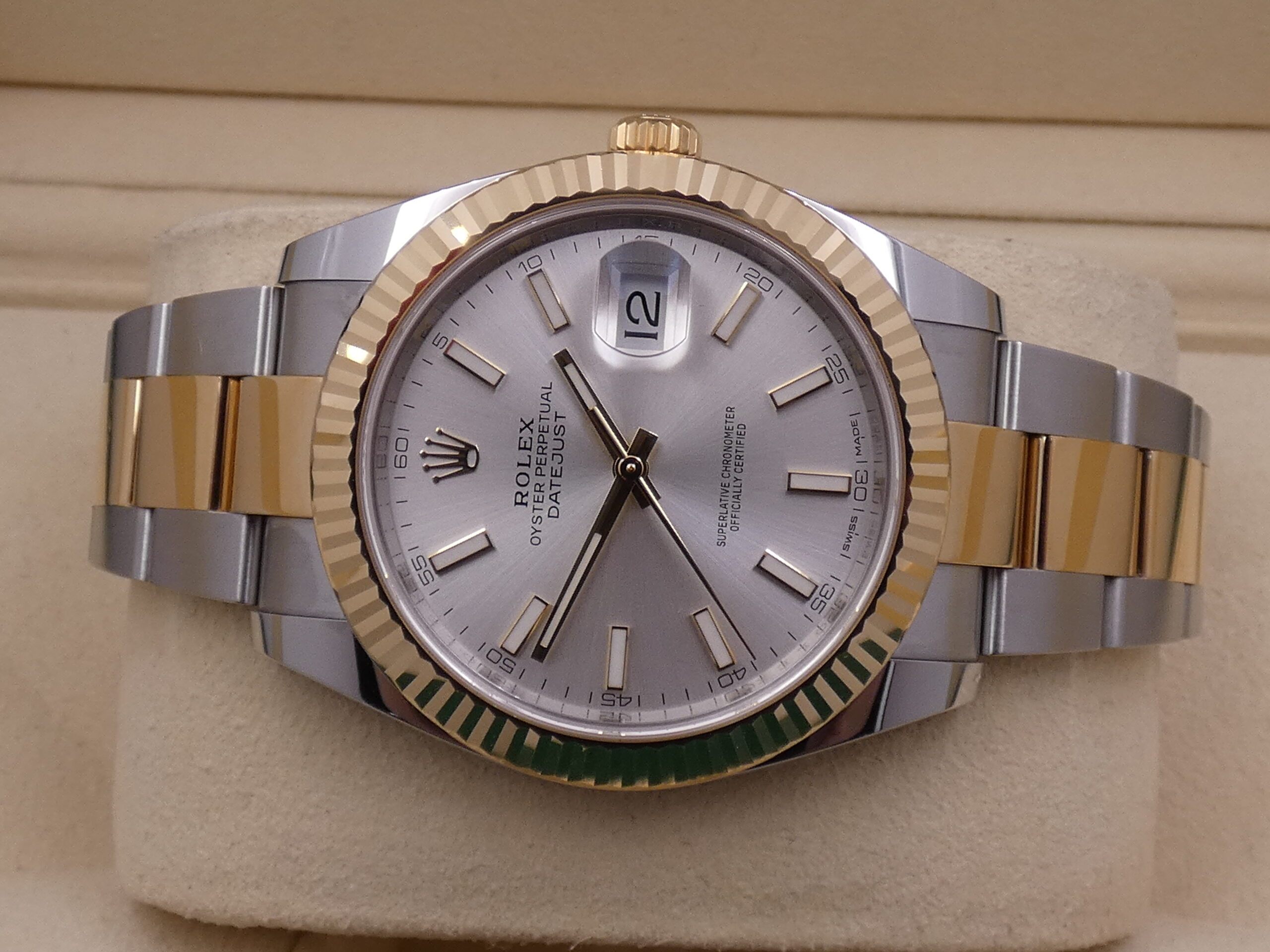 Rolex Datejust 41 126333 TOP CONDITION Oro 18Kt & Acciaio BOX&PAPERS ITALIA 2019 Unico Proprietario Automatico Bracciale Oyster - immagine 3
