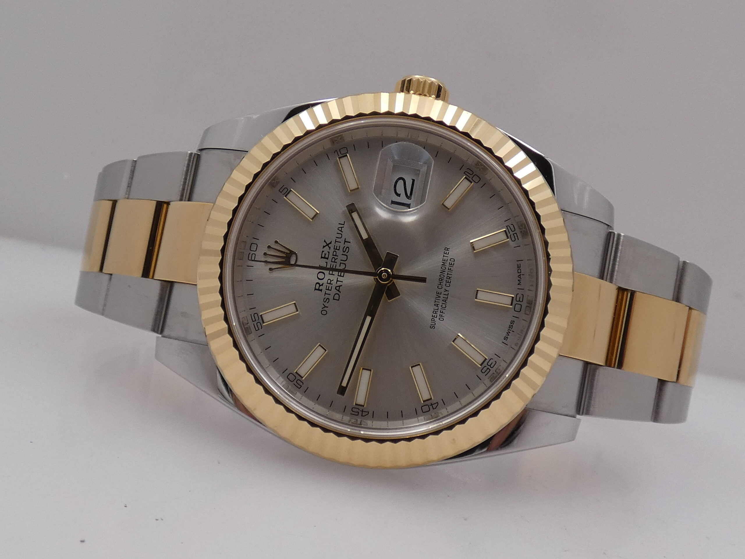 Rolex Datejust 41 126333 TOP CONDITION Oro 18Kt & Acciaio BOX&PAPERS ITALIA 2019 Unico Proprietario Automatico Bracciale Oyster - immagine 4