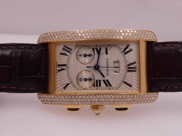 Cronografo Cartier Tank Américaine 2568 Factory Diamonds WITH PAPERS Oro Massiccio 18Kt WB705851